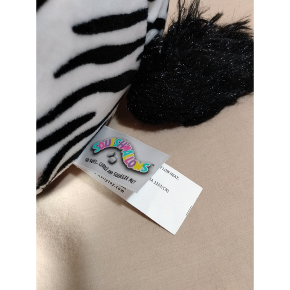 SquishMallow | Valentines Zebra - Picture 8 of 8